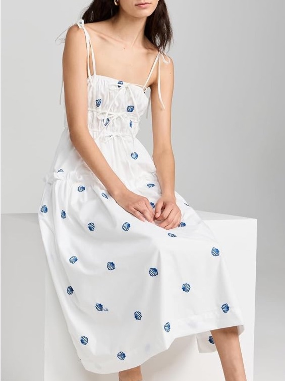 En Saison Size M White Midi Dress with Blue Shell Print
